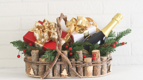 Can Christmas hampers be tax-deductible?