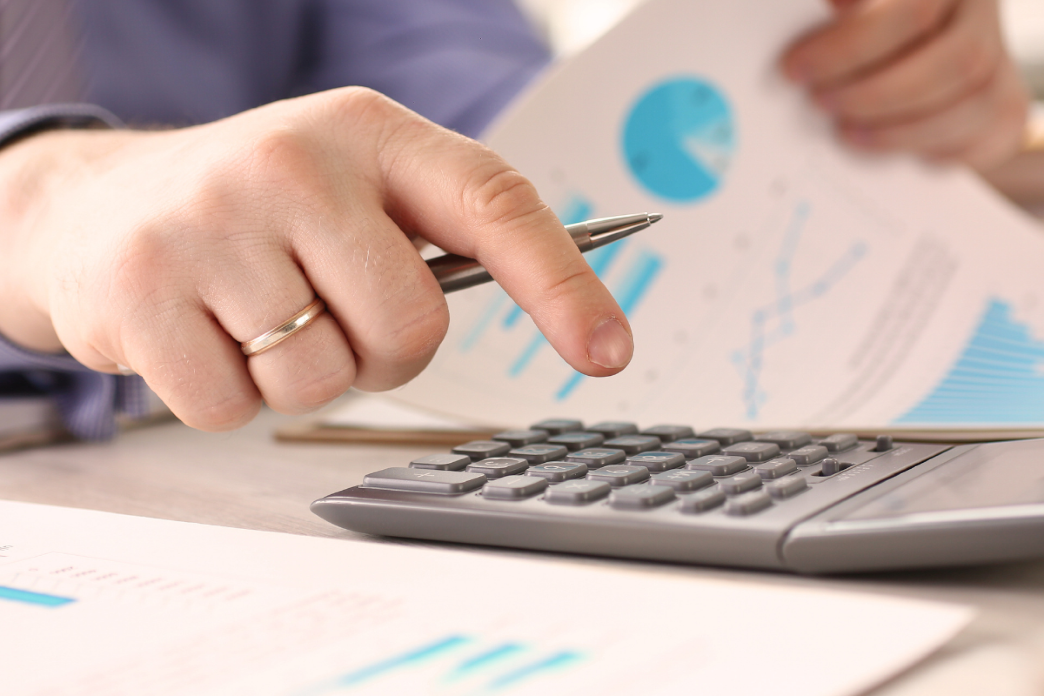 Maximiza los beneficios fiscales compensando las bases imponibles negativas