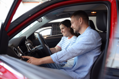 Gestió fiscal dels vehicles: per què és important formalitzar el traspàs abans de final d’any?