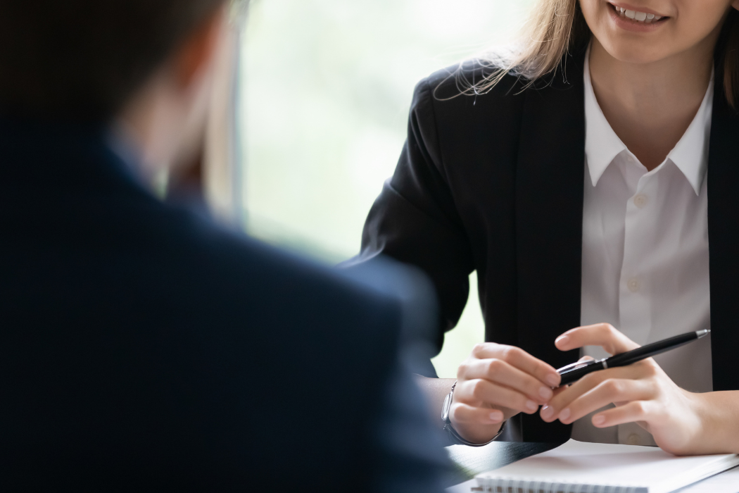 ¿Qué pasa con los contratos y las ofertas de ocupación para PYMES y autónomos?