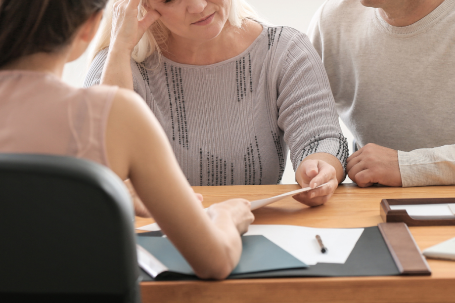 Herències internacionals: què passa si l’hereu o el causant viuen a l’estranger?