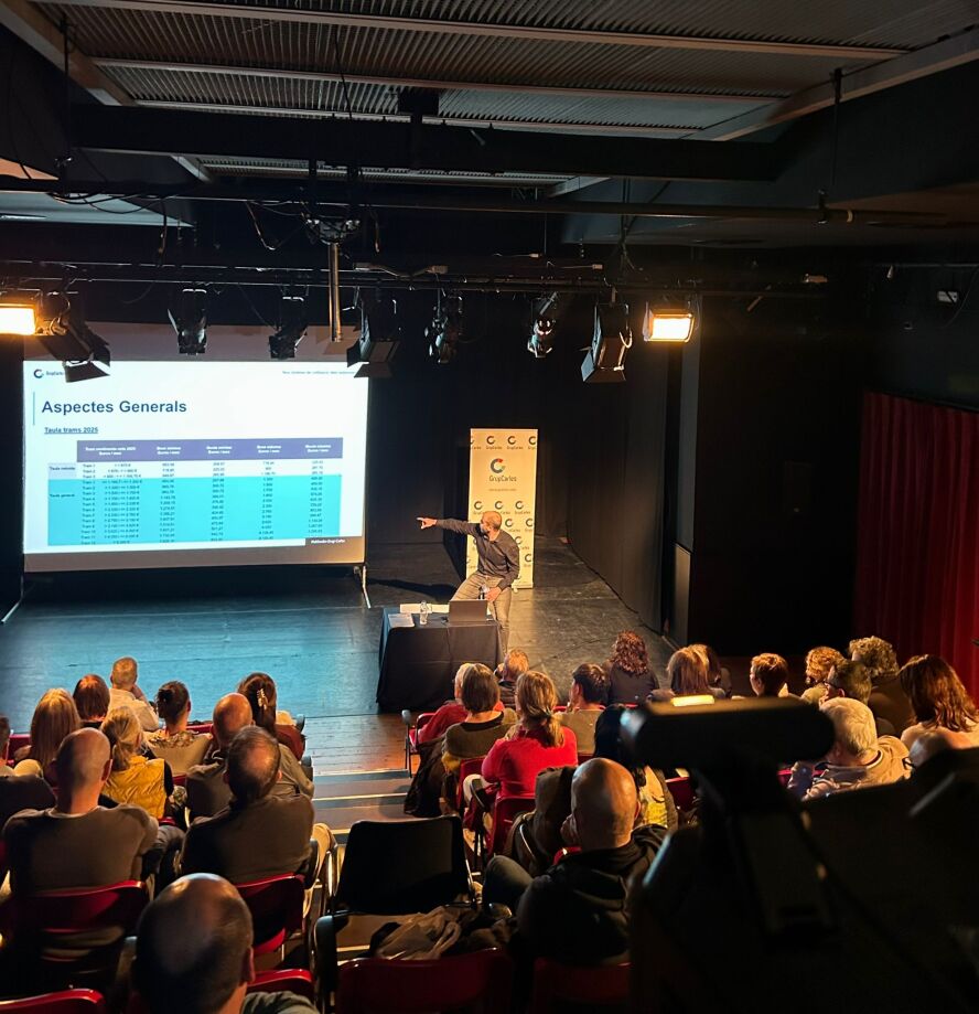 Èxit de participació en la sessió informativa organitzada per Grup Carles sobre el nou sistema de cotització dels autònoms