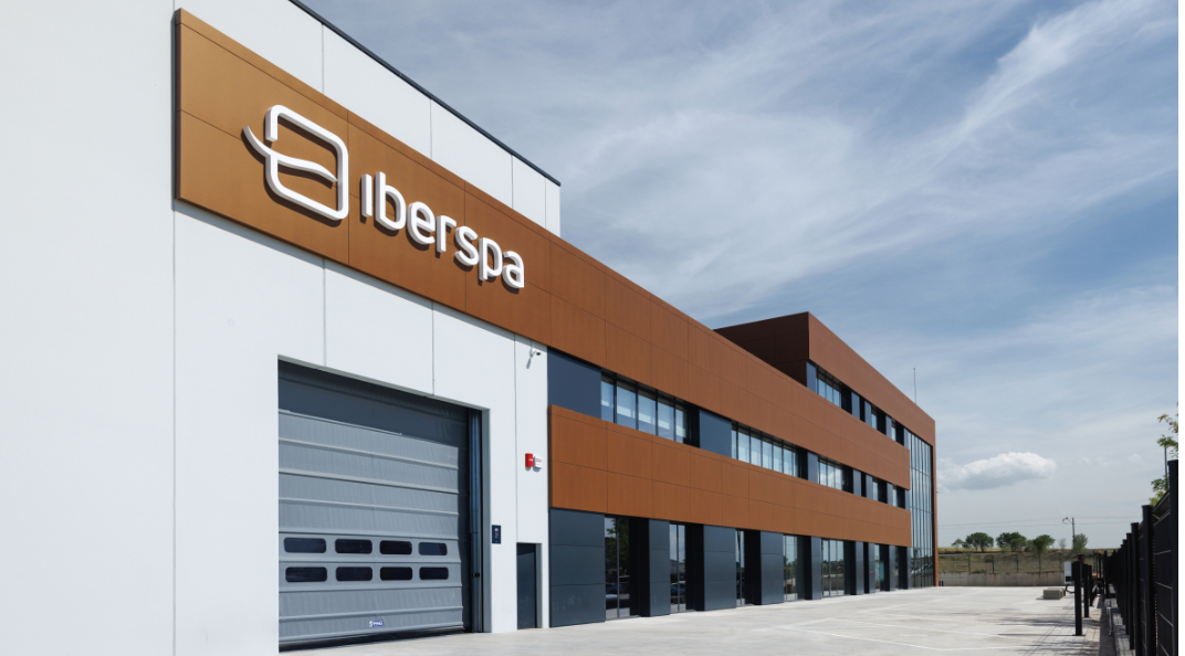 Building a 12,000 m² Industrial Complex