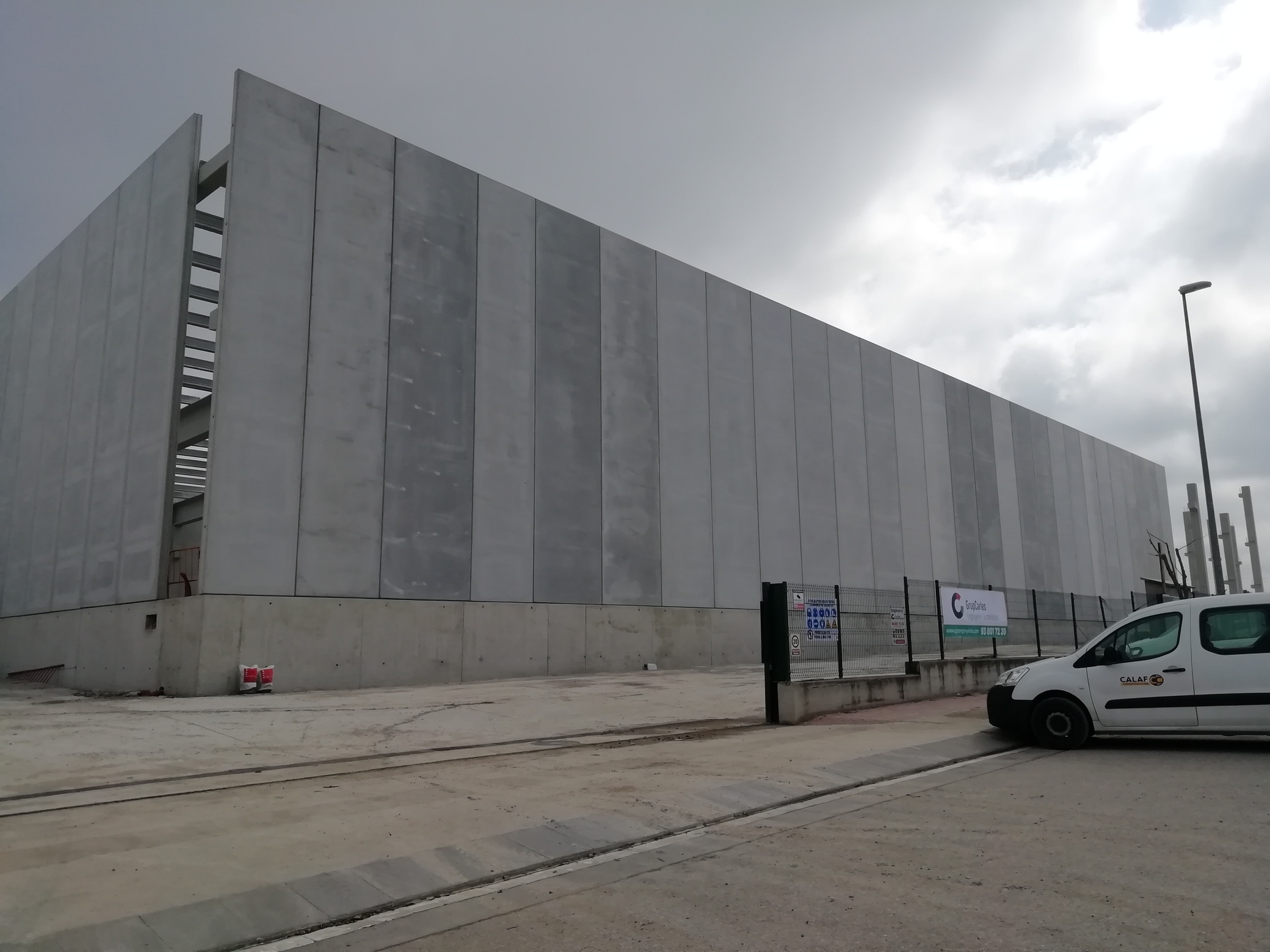 Building a 12,000 m² Industrial Complex