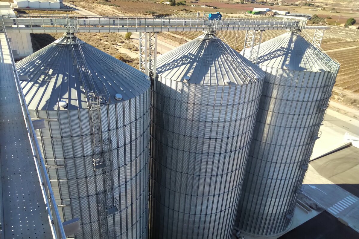 Construcción de la nueva fábrica de piensos en Fraga: impulsando la industria agroalimentaria de la zona