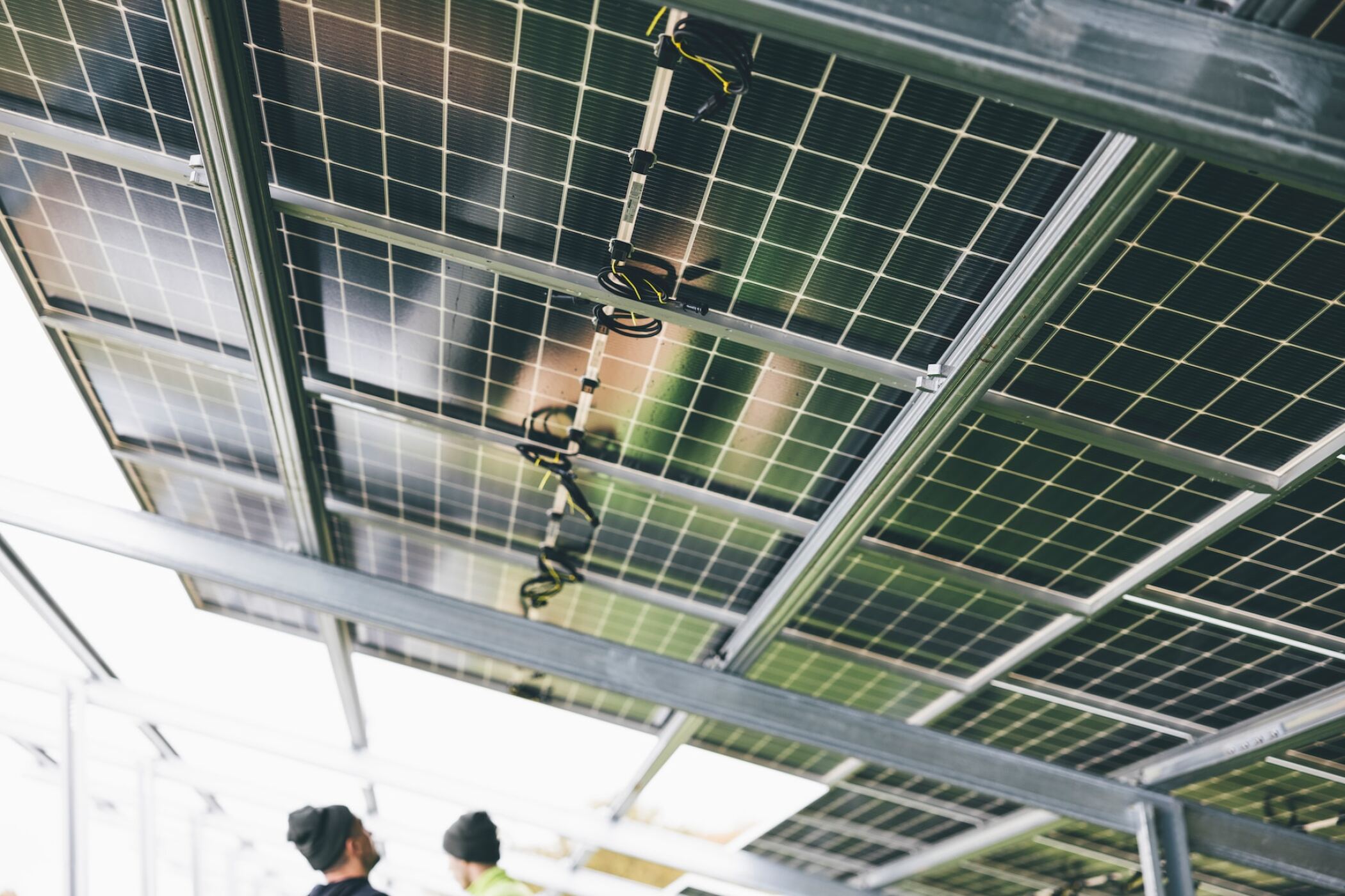 Together with research by designing pioneering hydrogen and photovoltaic research laboratories